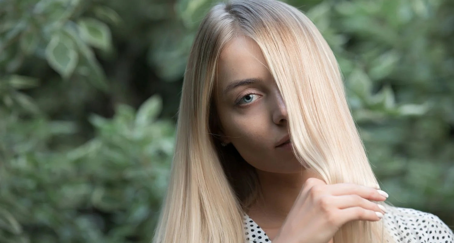 CROISSANCE SAINE DES CHEVEUX : 7 ASTUCES SIMPLES POUR STIMULER LA CROISSANCE DES CHEVEUX