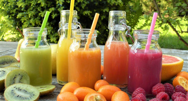 DETOX - AVANTAGES ET LES MEILLEURS SMOOTHIES DIY POUR LA DÉSINTOXICATION