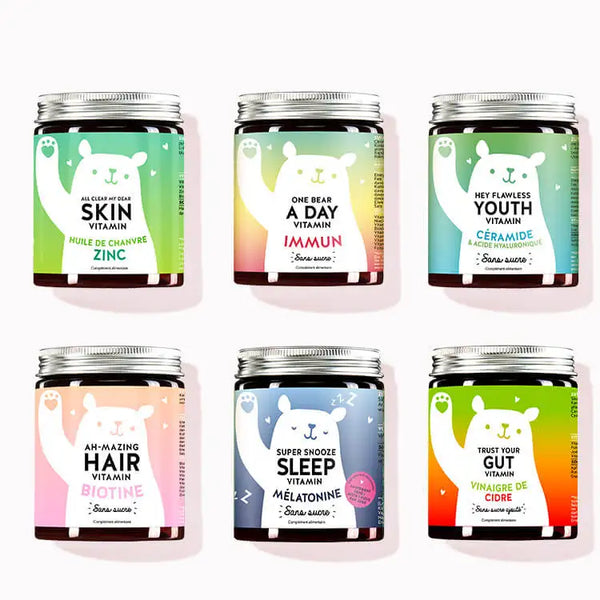 Set de 6 "Pack offre spéciale (végan)" composé par les Vitamines All Clear my Dear, One Bear A Day, Ah-mazing Hair, Super Snooze Sleep, Trust Your Gut et les Vitamines Hey Flawless Youth avec Huile de chanvre, complexe immunitaire, biotine, mélatonine, vinaigre de cidre, céramide et acide hyaluronique de Bear with Benefits.