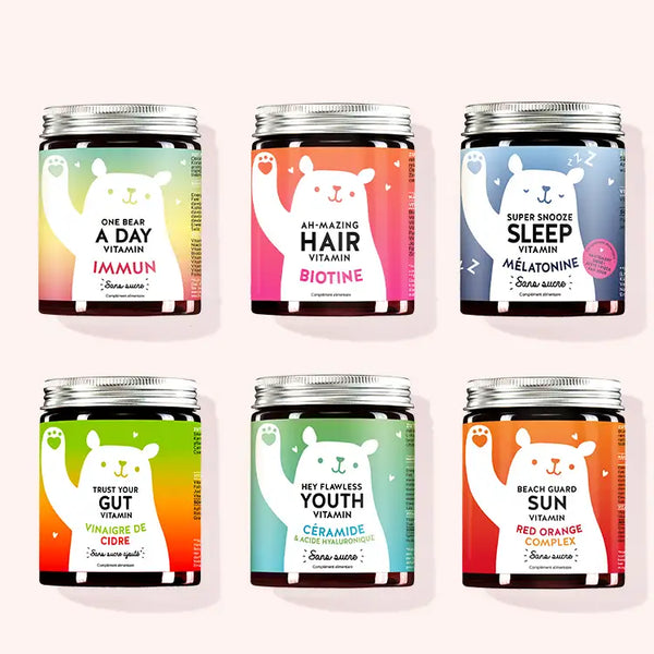 Set de 6 "Les essentiels bien-être" composé par les Vitamines One Bear A Day, Ah-mazing Hair, Super Snooze Sleep, Trust Your Gut, Hey Flawless Youth et les Vitamines Beach Guard Sun avec complexe immunitaire, biotine, mélatonine, vinaigre de cidre, Red Orange Complex, céramide et acide hyaluronique