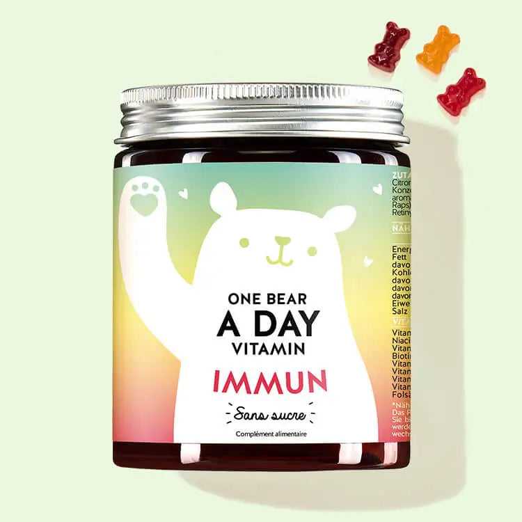 Une boîte de One Bear A Day Immun Vitamins avec multivitamine pour les système immunitaire de Bears with Benefits