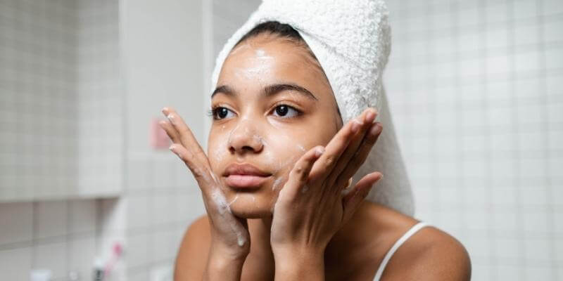 Voici à quoi ressemble la parfaite skincare routine